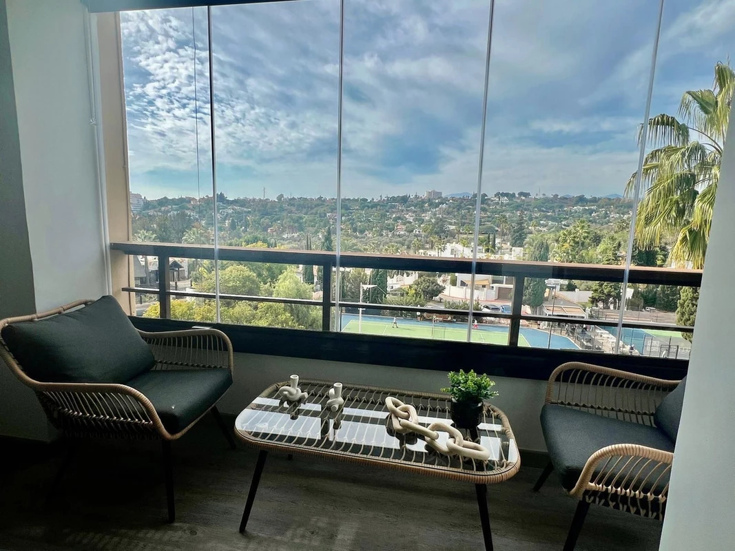 2-5bd7b9d04b45e33852eaf0ec6670150d