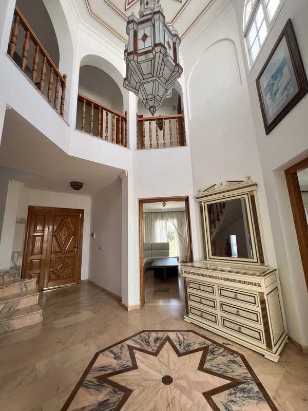 2-5bd7b9d04b45e33852eaf0ec6670150d