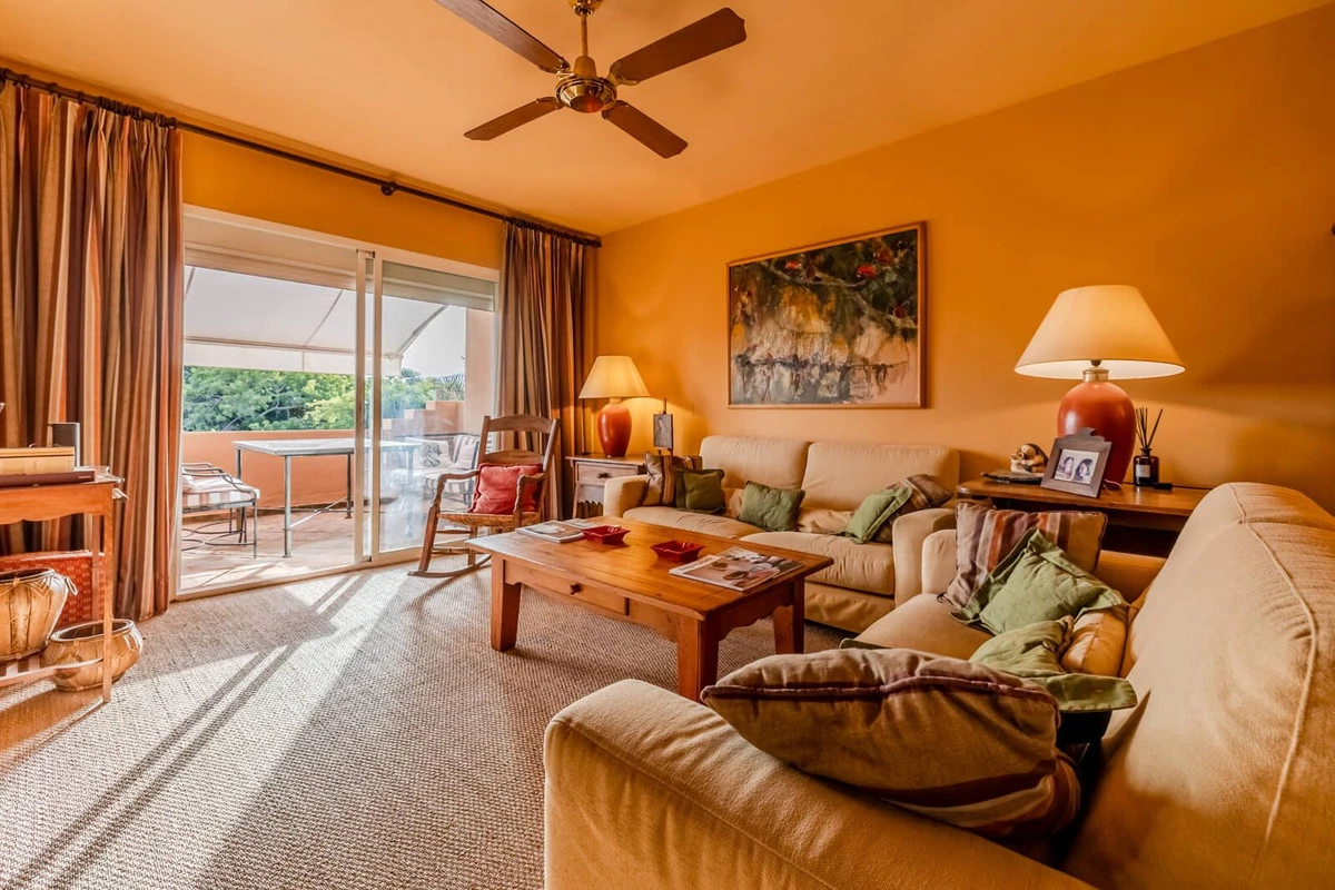 2-5bd7b9d04b45e33852eaf0ec6670150d