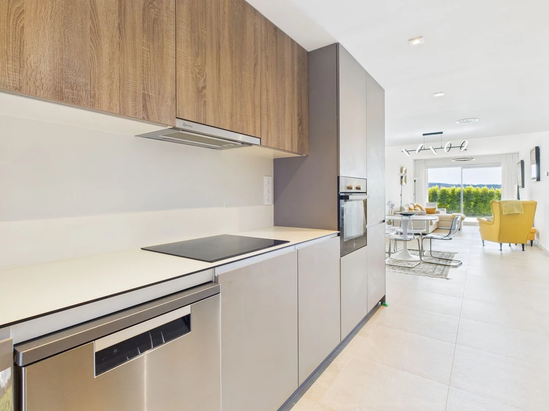 8-e64a9055bba3e77ac8aca3b893cdf826