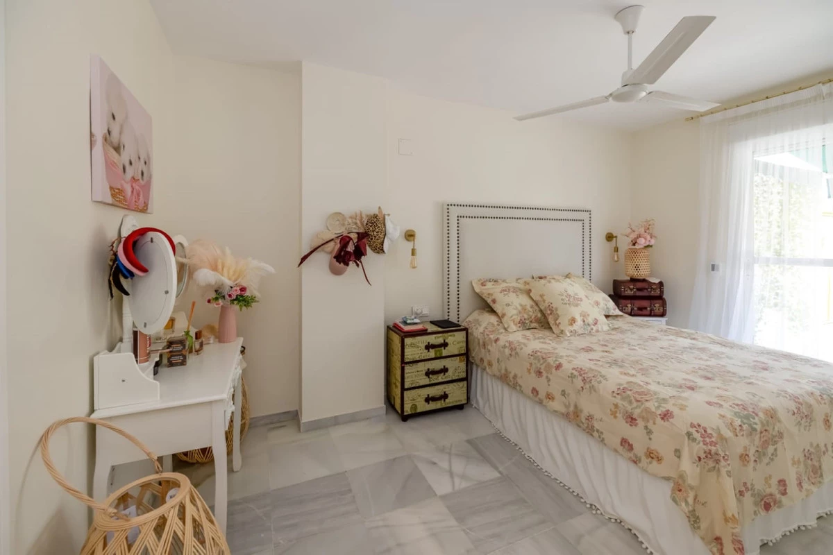 4-c23c0f86247804fa50226aecd8b0b2c8