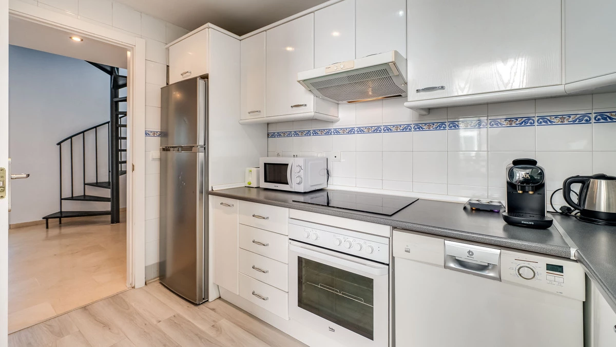 6-241328e1bcc9c0d8ce1222beb6c967a8