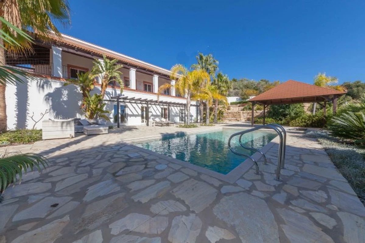 3-e898b2bb2a2fdfd06d2c39894dce8316