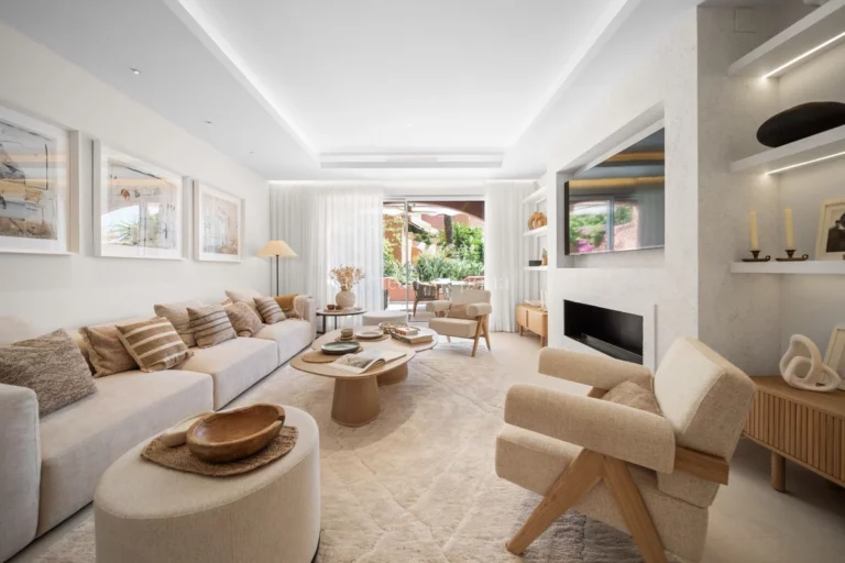 COSTA-01123P | Town House in Nueva Andalucia – € 1,495,000 – 3 beds, 3 baths