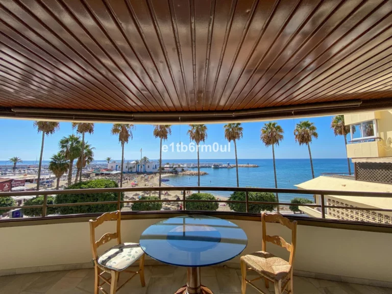 R5007331 | Middle Floor Apartment in Marbella – € 1,600,000 – 3 beds, 3 baths
