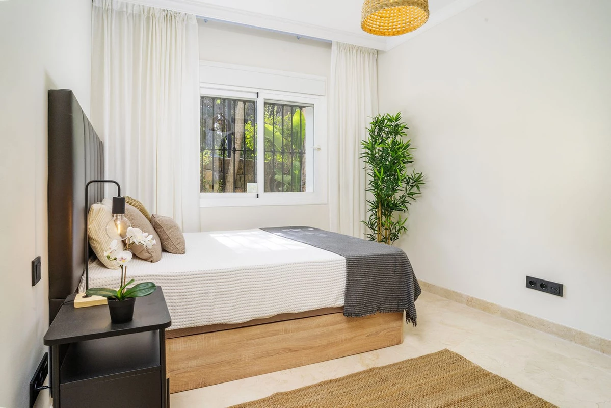 8-e64a9055bba3e77ac8aca3b893cdf826