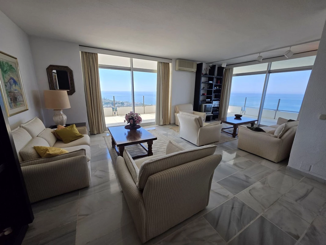 9-467d0cee5b725f3ef65f102a0c2e69c0