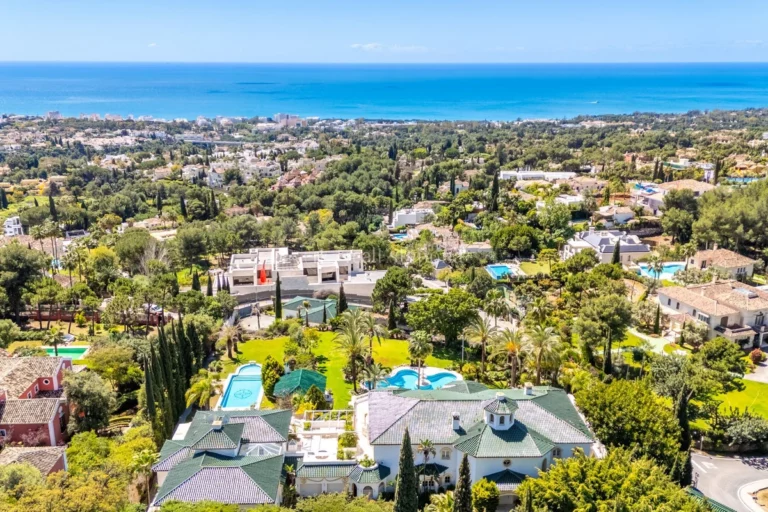 395-AP9839 | Villa in Marbella Golden Mile – € 19,850,000 – 14 beds, 12 baths