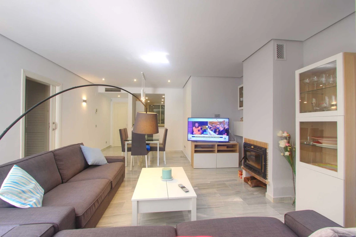 8-e64a9055bba3e77ac8aca3b893cdf826