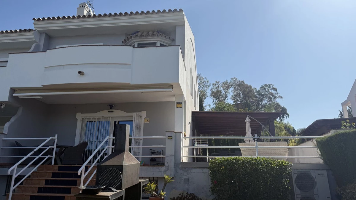 4-c23c0f86247804fa50226aecd8b0b2c8