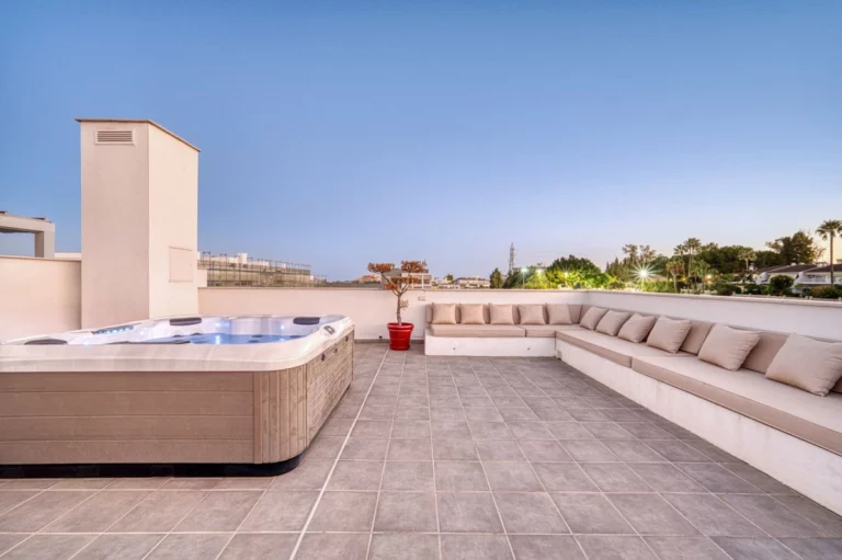 R5148298 | Penthouse in San Pedro de Alcántara – € 949,000 – 4 beds, 3.5 baths