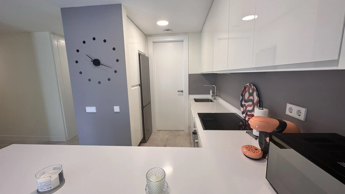 8-e64a9055bba3e77ac8aca3b893cdf826