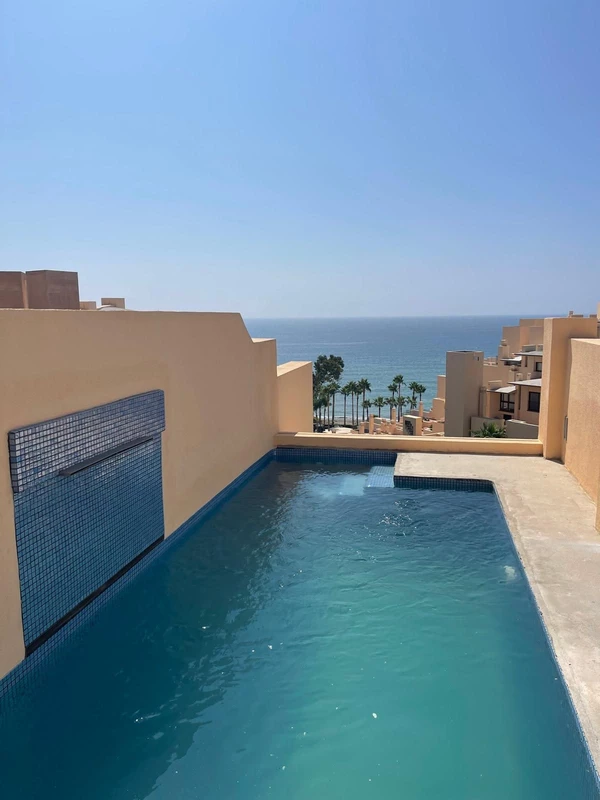 R5181229 | Penthouse Duplex in Estepona – € 950,000 – 3 beds, 3 baths