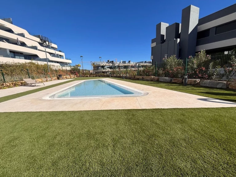 R5200171 | Ground Floor Apartment in Estepona – € 539,000 – 3 beds, 2 baths