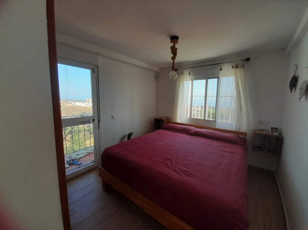 2-5bd7b9d04b45e33852eaf0ec6670150d