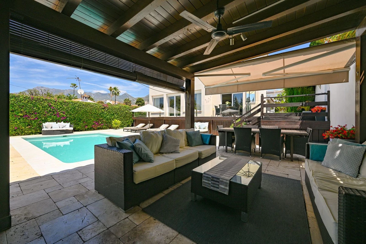 3-e898b2bb2a2fdfd06d2c39894dce8316