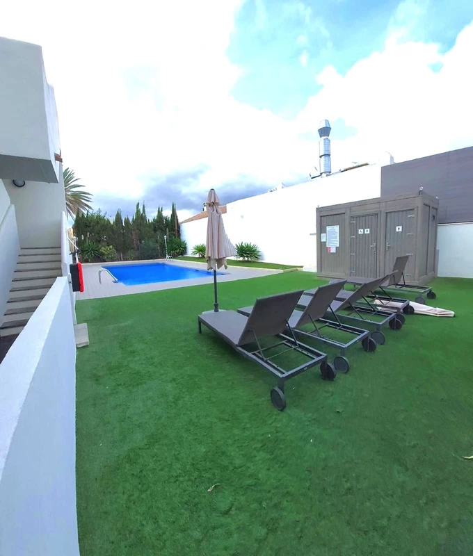 8-e64a9055bba3e77ac8aca3b893cdf826