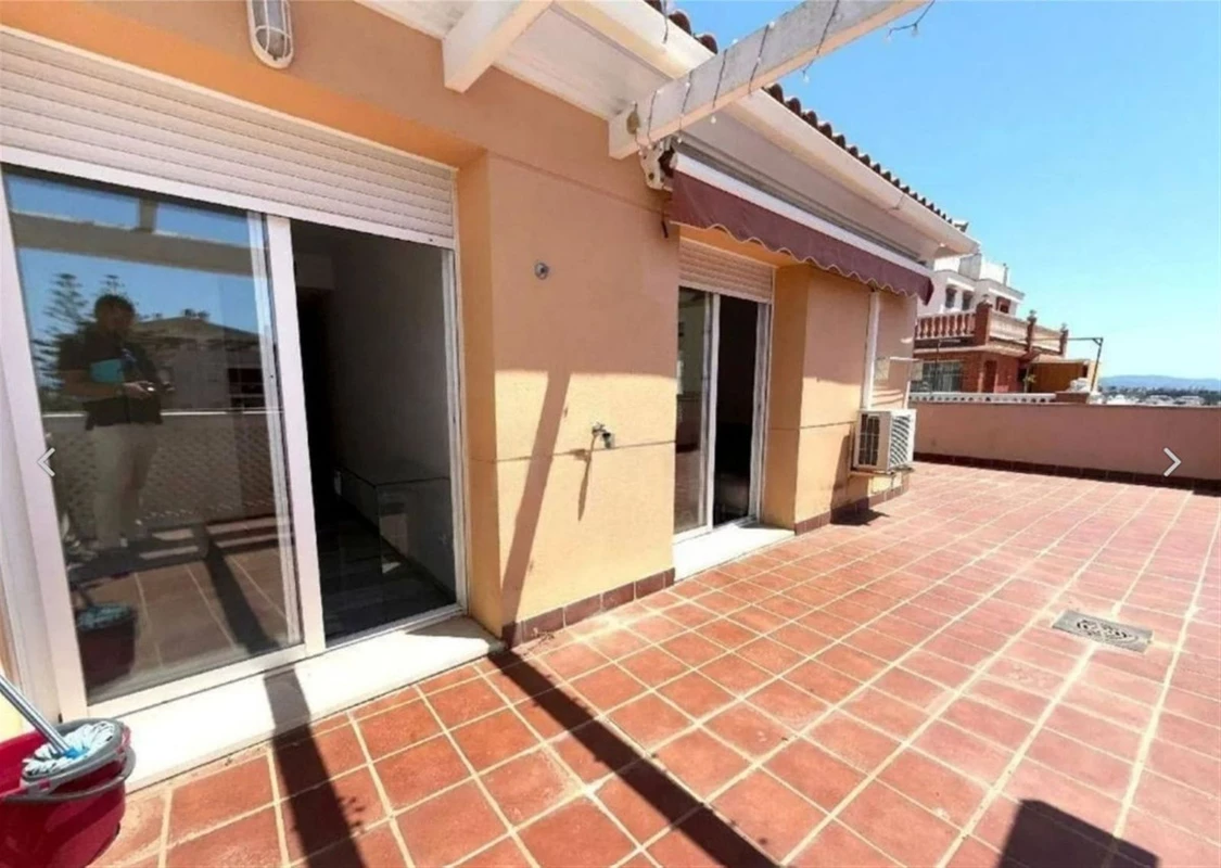 2-5bd7b9d04b45e33852eaf0ec6670150d