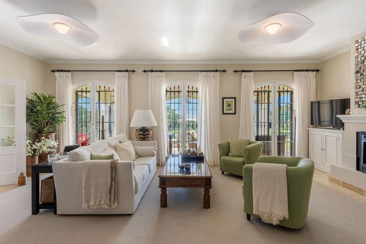 3-e898b2bb2a2fdfd06d2c39894dce8316