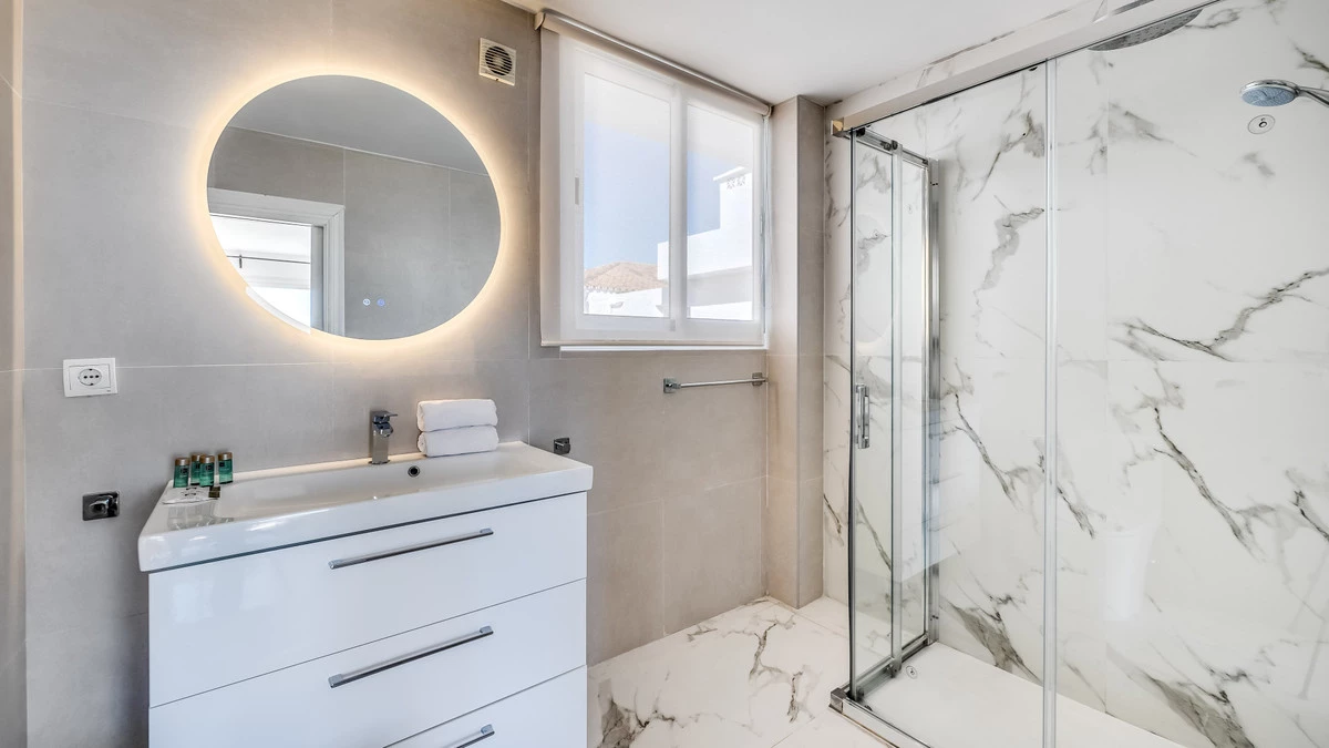 7-aa4cc561180b369757c0bb4af9886cd3