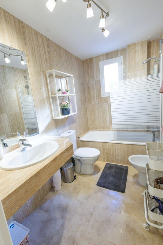 8-e64a9055bba3e77ac8aca3b893cdf826