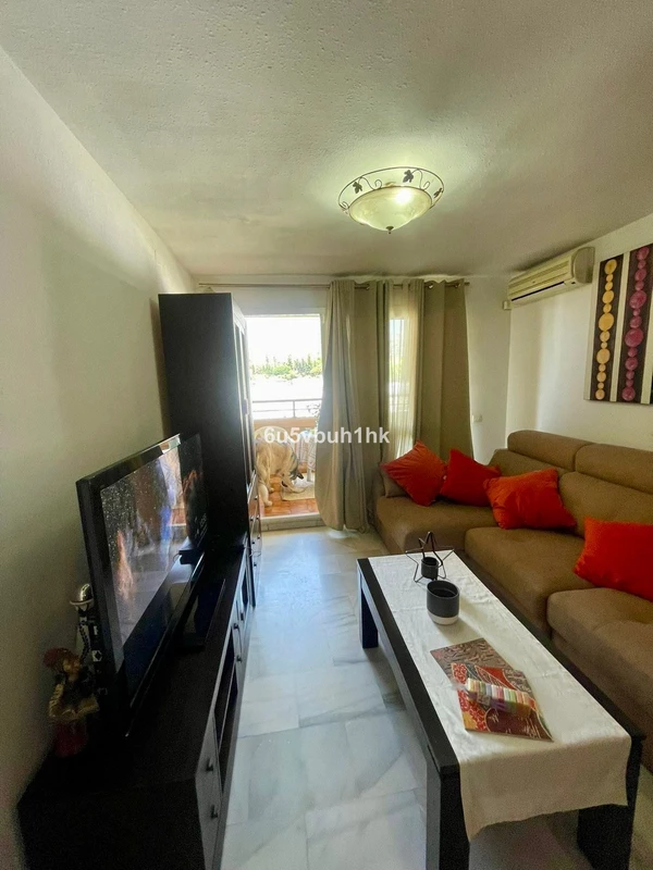 2-5bd7b9d04b45e33852eaf0ec6670150d