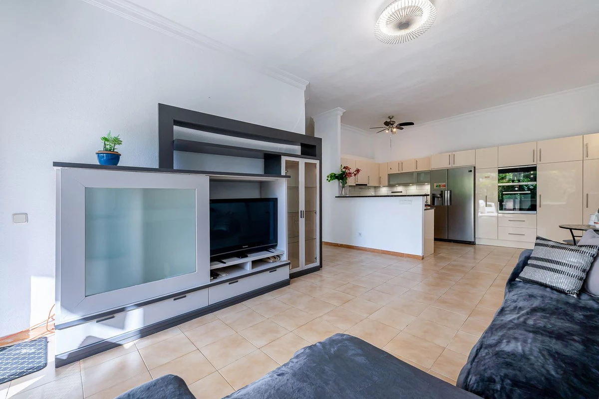 9-467d0cee5b725f3ef65f102a0c2e69c0