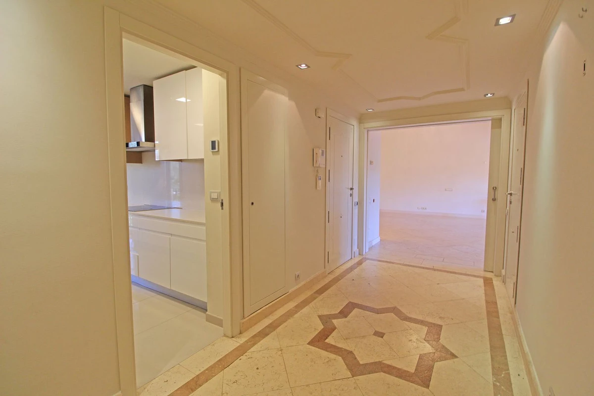 8-e64a9055bba3e77ac8aca3b893cdf826