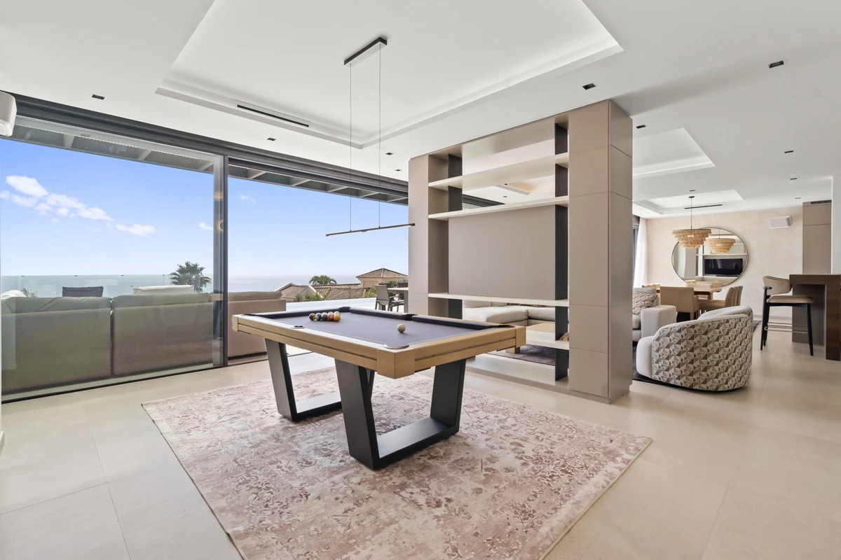 8-e64a9055bba3e77ac8aca3b893cdf826