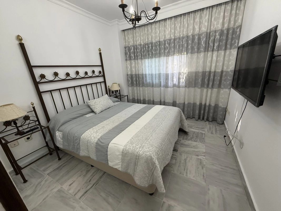 8-e64a9055bba3e77ac8aca3b893cdf826