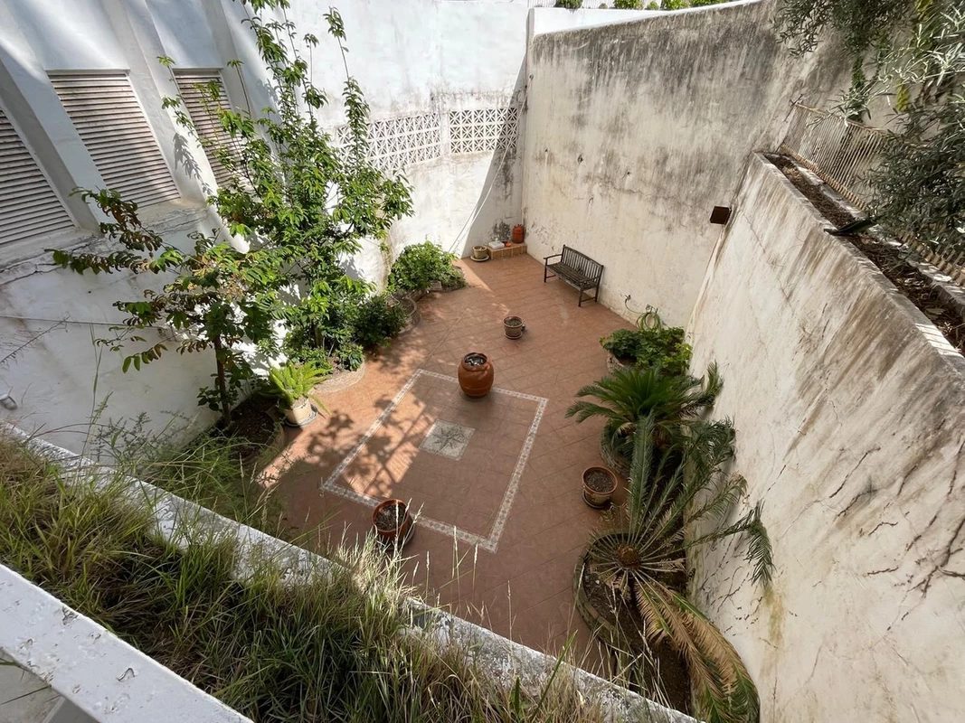 9-467d0cee5b725f3ef65f102a0c2e69c0