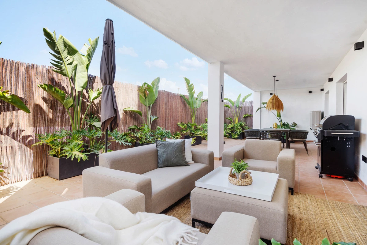 1-7980e48d732b6fc85c14b43b94d2aa54