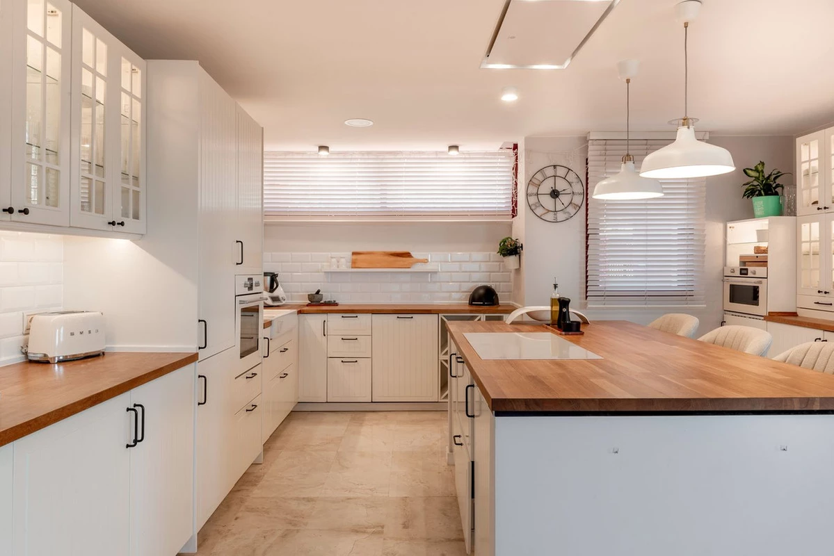 8-e64a9055bba3e77ac8aca3b893cdf826