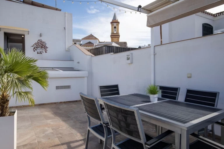 R5170789 | Detached Villa in Estepona – € 899,000 – 4 beds, 2 baths