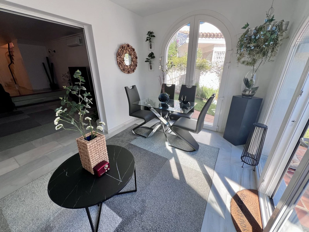 9-467d0cee5b725f3ef65f102a0c2e69c0