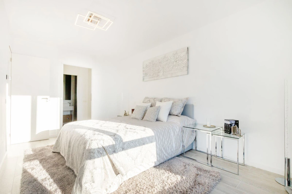 8-e64a9055bba3e77ac8aca3b893cdf826