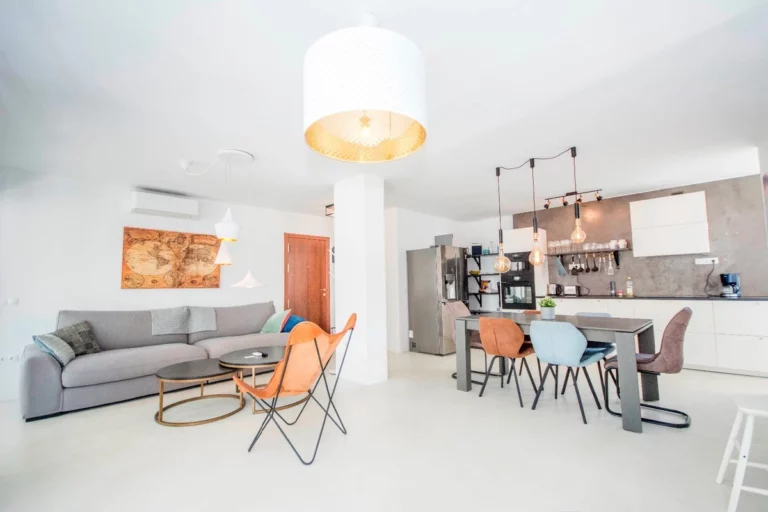 R5220169 | Middle Floor Apartment in Elviria – € 400,000 – 3 beds, 2 baths