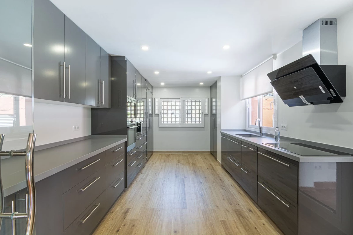 7-aa4cc561180b369757c0bb4af9886cd3