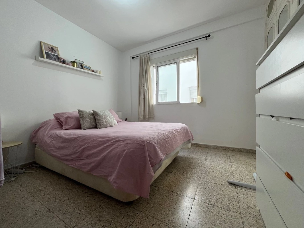 2-5bd7b9d04b45e33852eaf0ec6670150d