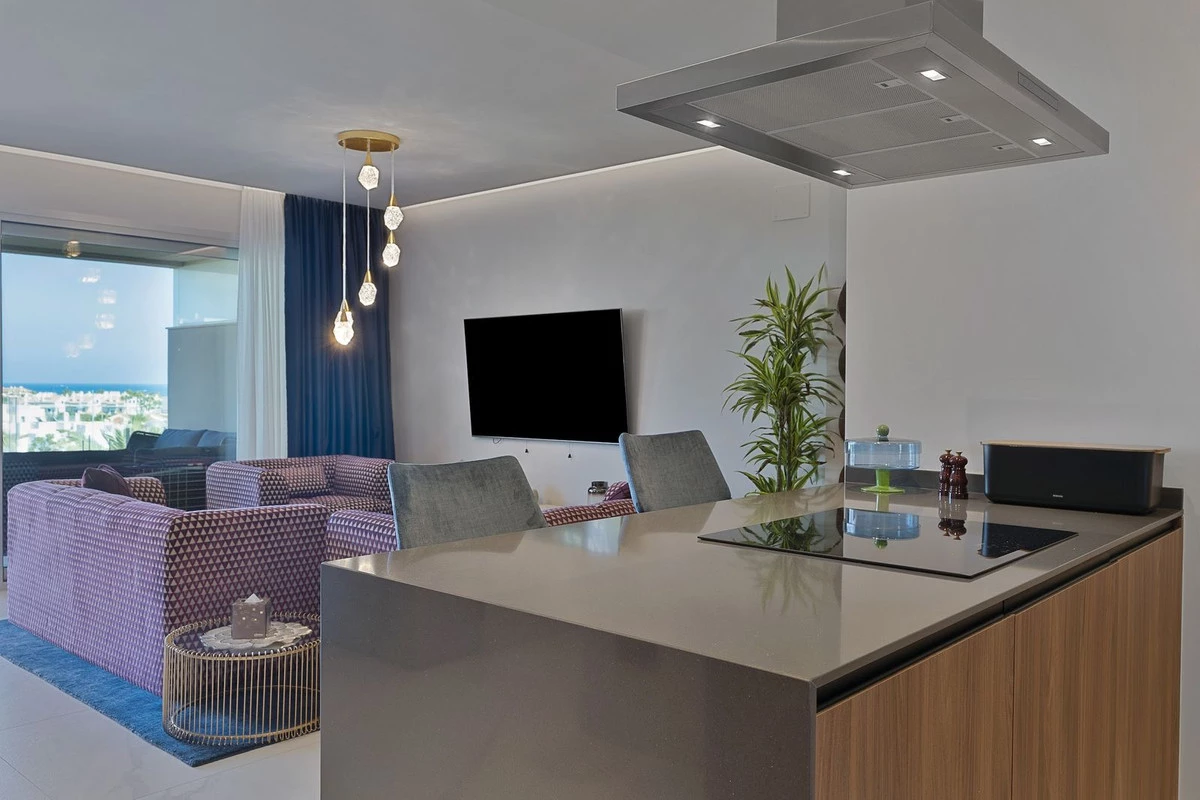 8-e64a9055bba3e77ac8aca3b893cdf826