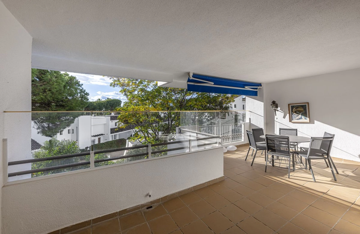 2-5bd7b9d04b45e33852eaf0ec6670150d