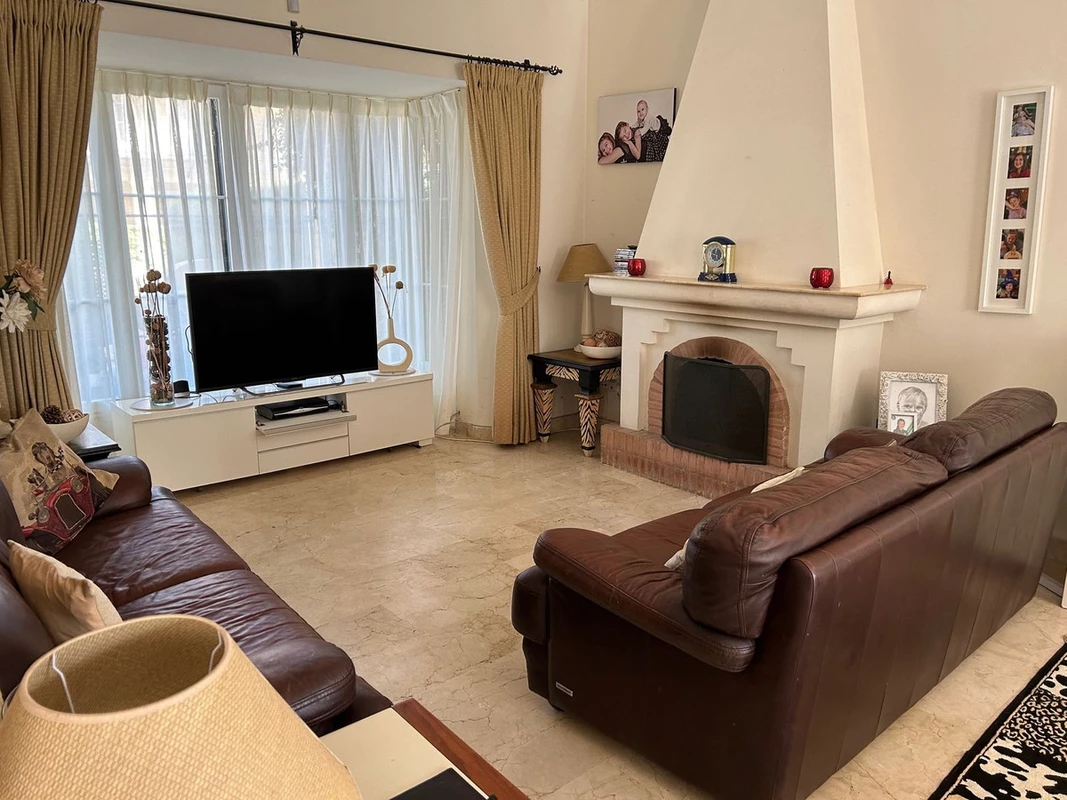 4-c23c0f86247804fa50226aecd8b0b2c8