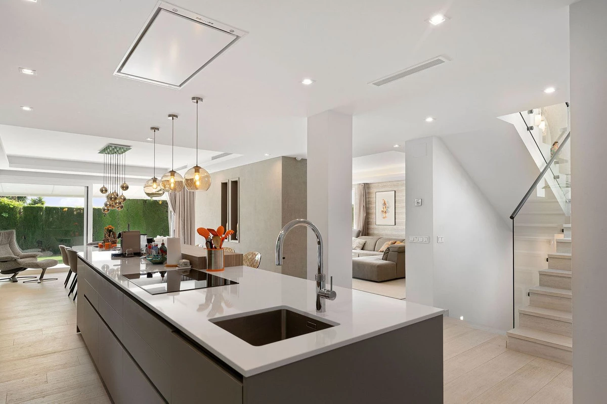 3-e898b2bb2a2fdfd06d2c39894dce8316