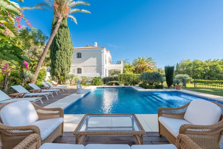 R4930921 | Detached Villa in Nueva Andalucía – € 3,850,000 – 5 beds, 5 baths