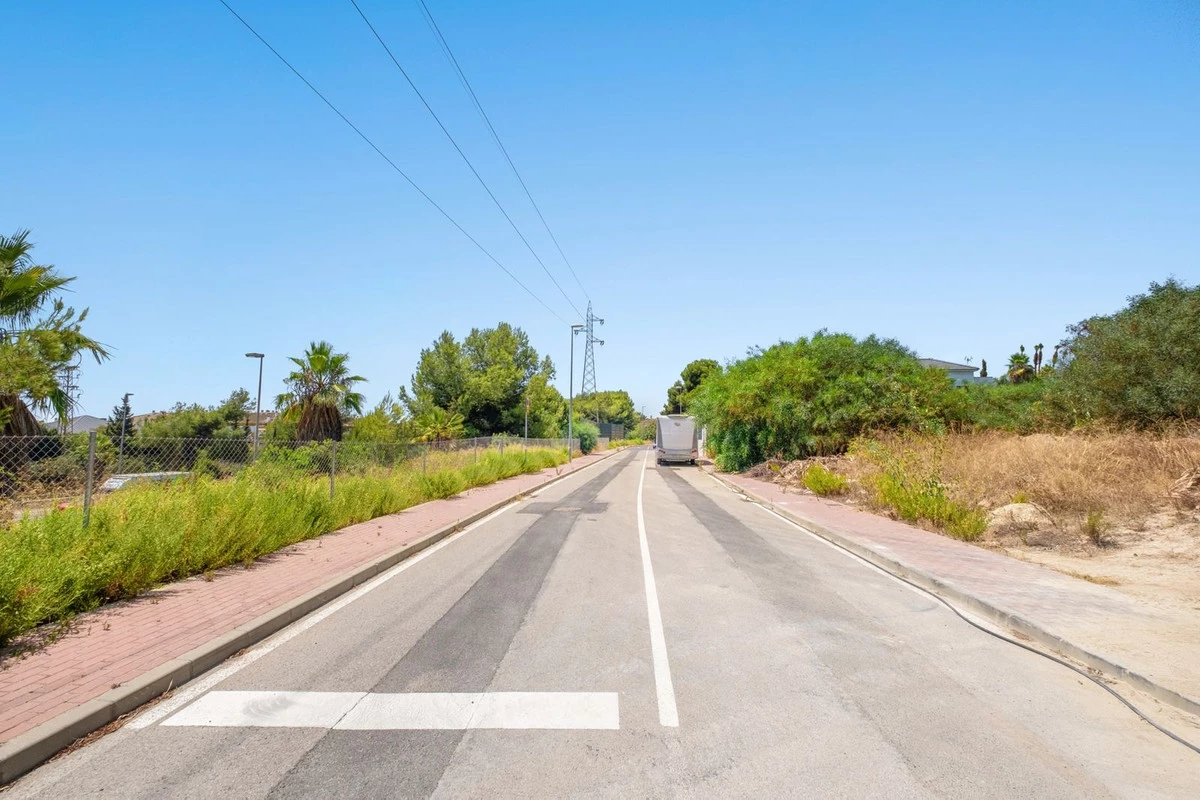 2-5bd7b9d04b45e33852eaf0ec6670150d