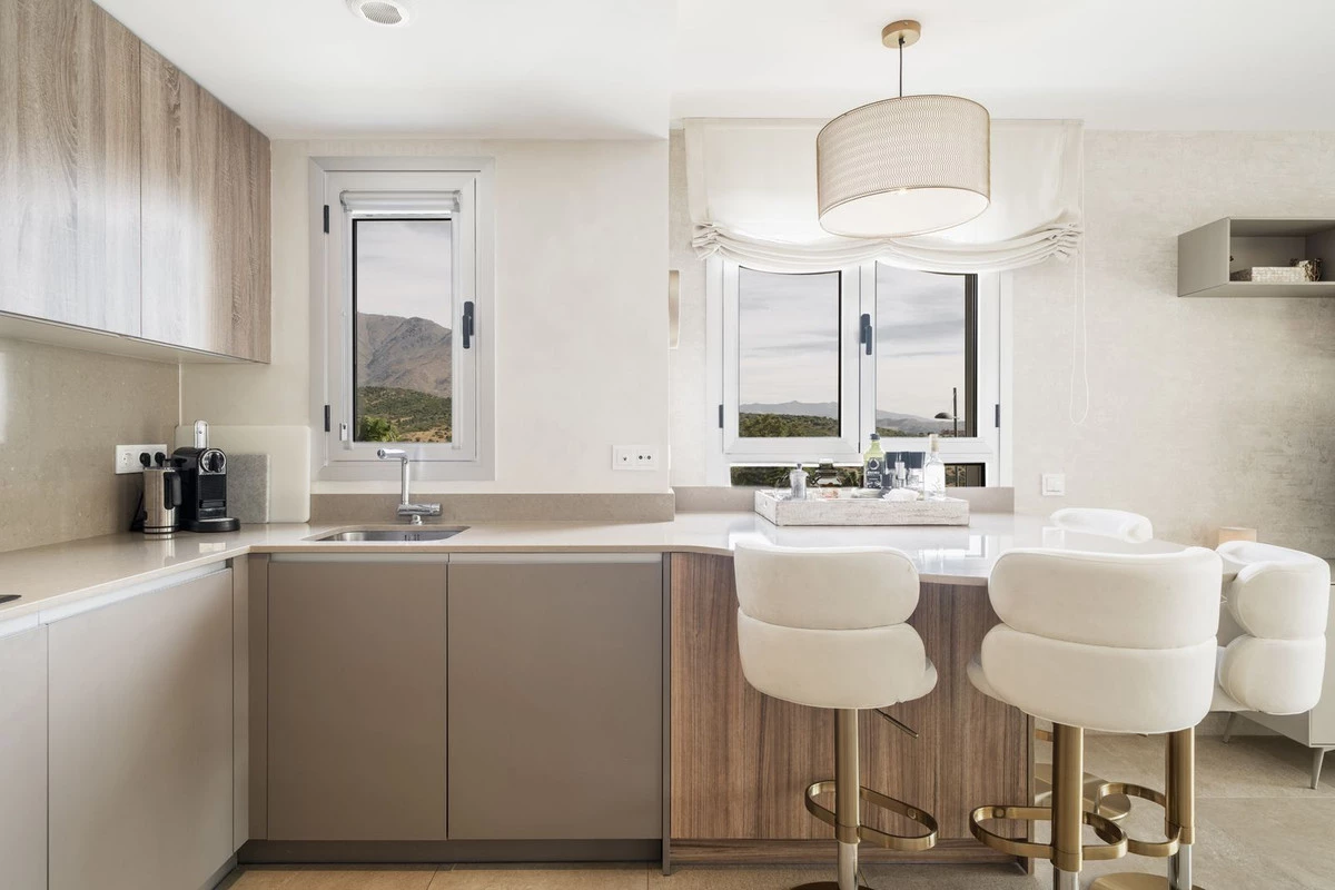 9-467d0cee5b725f3ef65f102a0c2e69c0