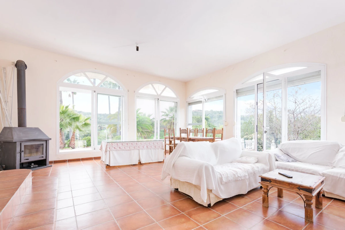 4-c23c0f86247804fa50226aecd8b0b2c8