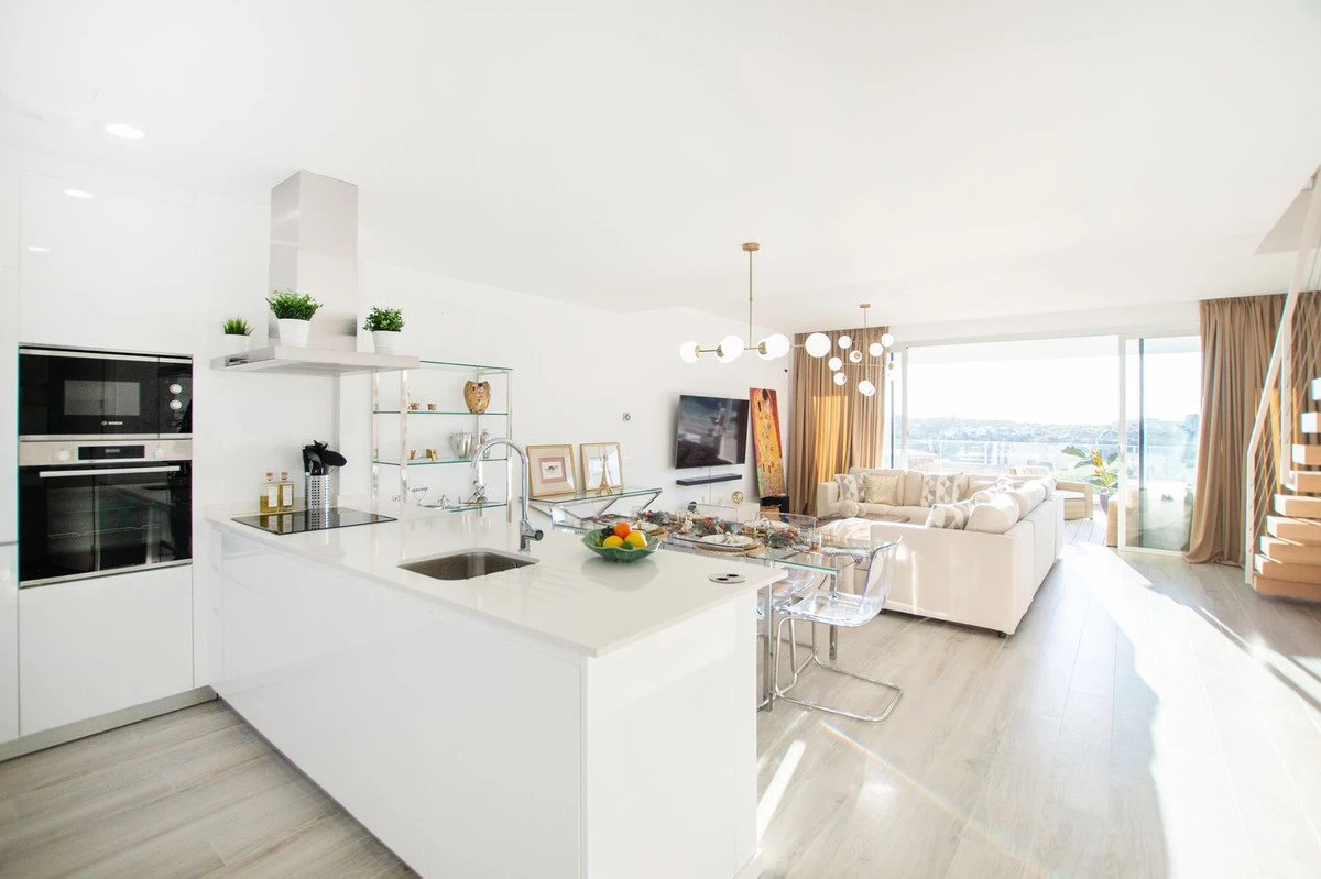 3-e898b2bb2a2fdfd06d2c39894dce8316