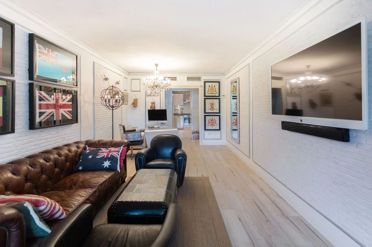 2-5bd7b9d04b45e33852eaf0ec6670150d