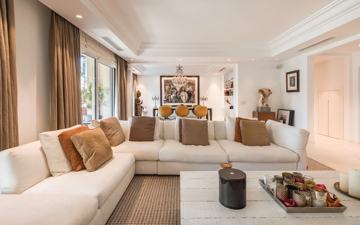 9-467d0cee5b725f3ef65f102a0c2e69c0